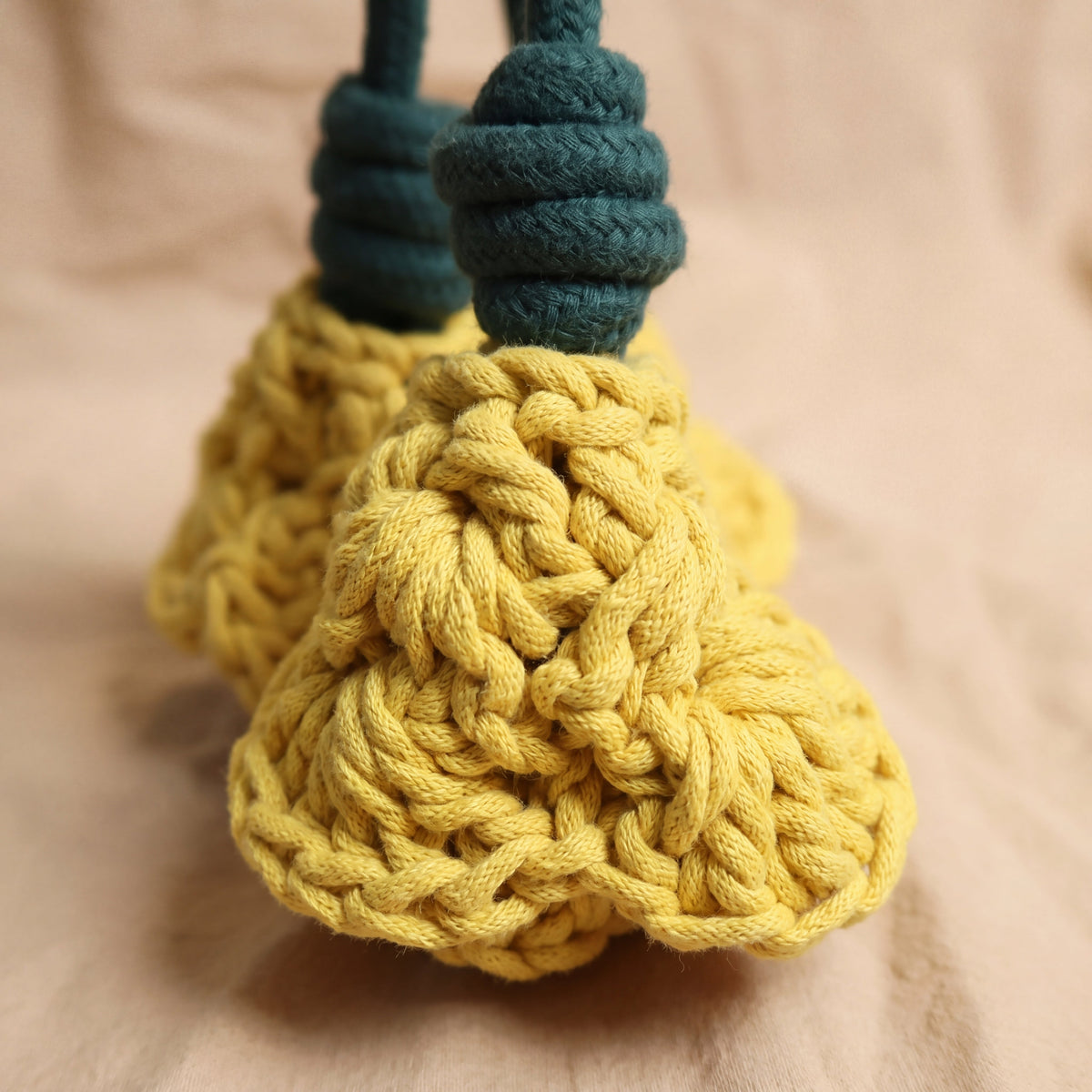 Miss Yellow: Daylily Tug Snuffle Tug Toy